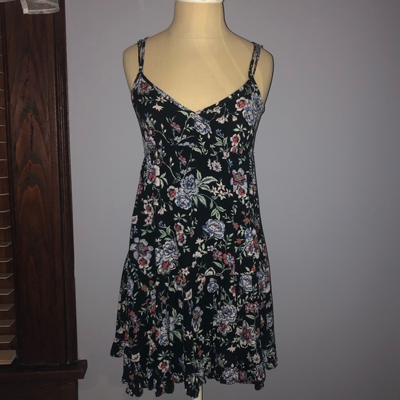 American Eagle Outfitters Dresses & Skirts - Floral summer dress from American Eagle